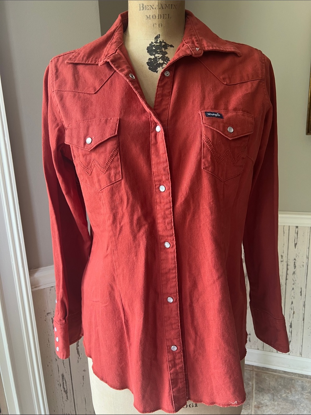 Wrangler Rust Red Pearl Snap Western Pocket Blouse